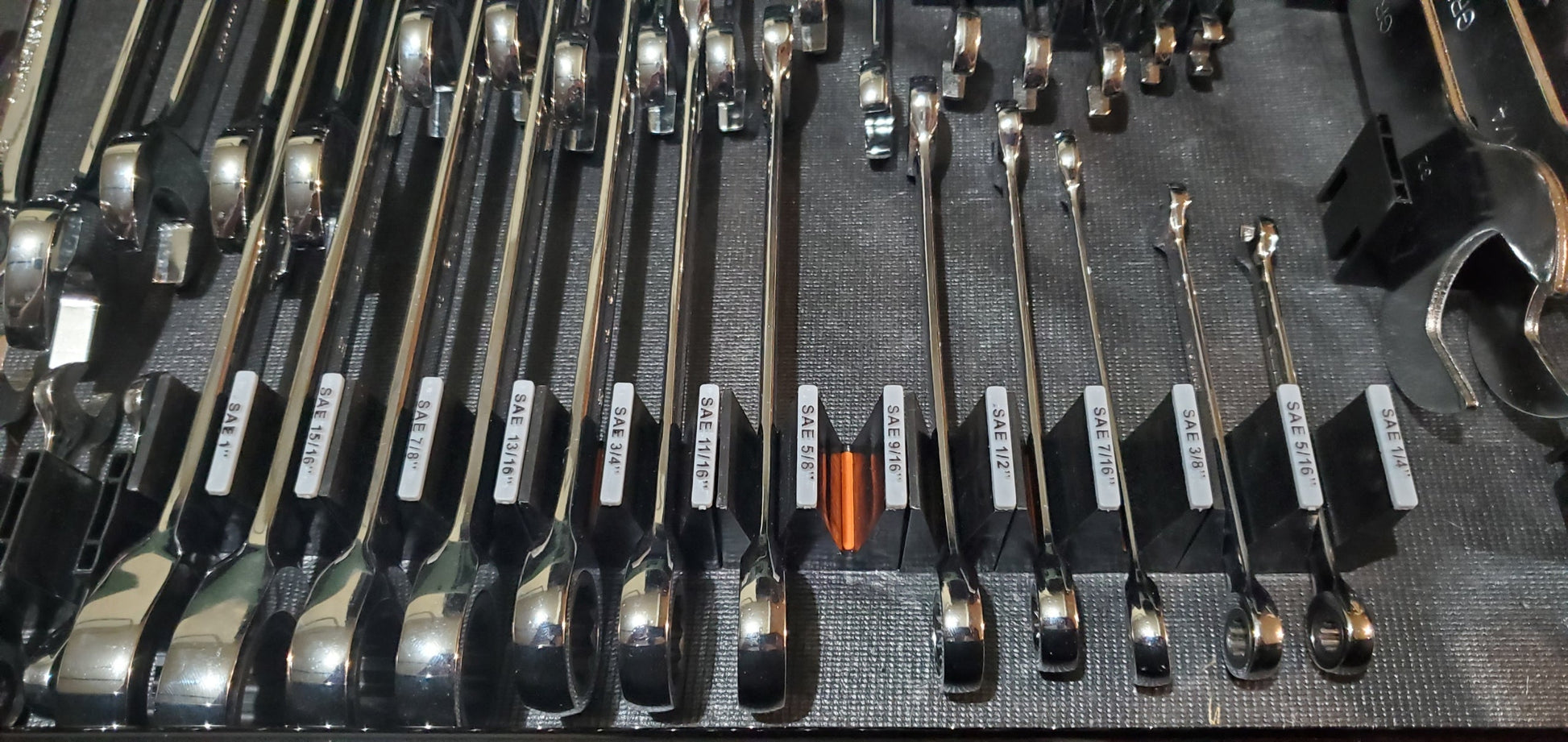 20 Tool Magnetic Modular Wrench Pro - Black